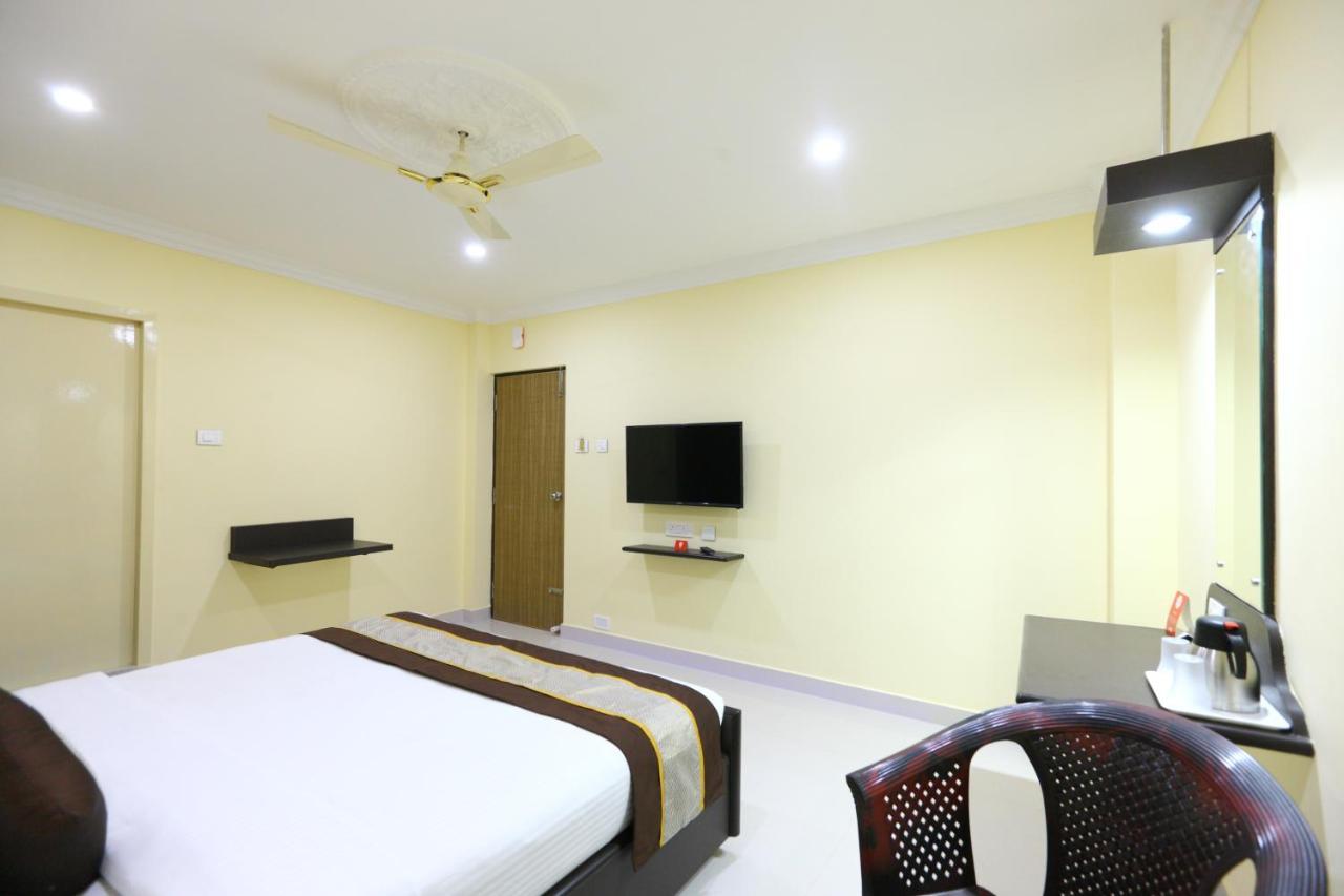 Saibala Transit Hotel Chennai Exterior foto